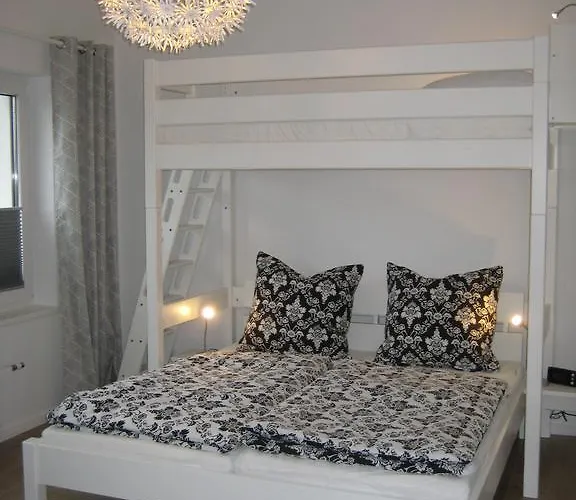 Meeschendorf Apartment *